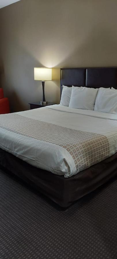 Parkwood Inn & Suites Manhattan Eksteriør bilde