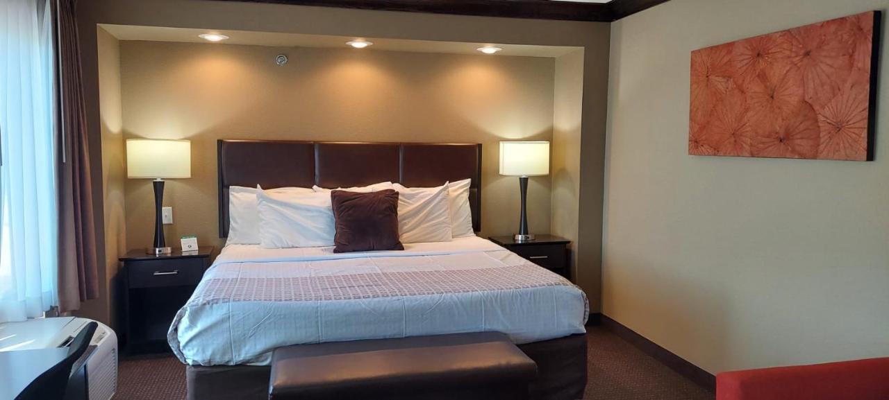 Parkwood Inn & Suites Manhattan Eksteriør bilde